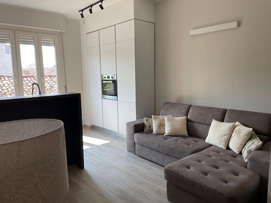 Suite De Rolandis Cin Itoo5Oo5C22Cdbezny Asti Extérieur photo